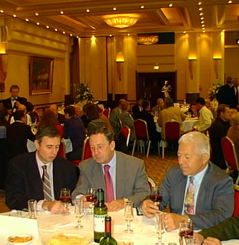 {�lus}